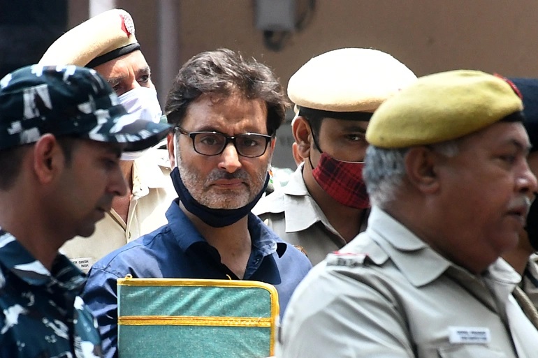 Kashmiri separatist leader Yaseen Malik in court.