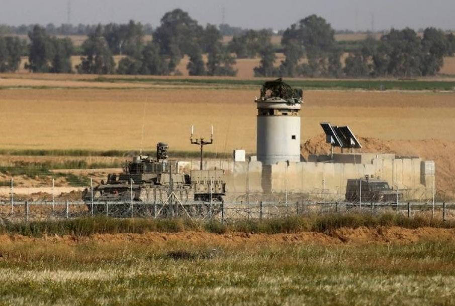 Israeli forces oppressing Palestinians